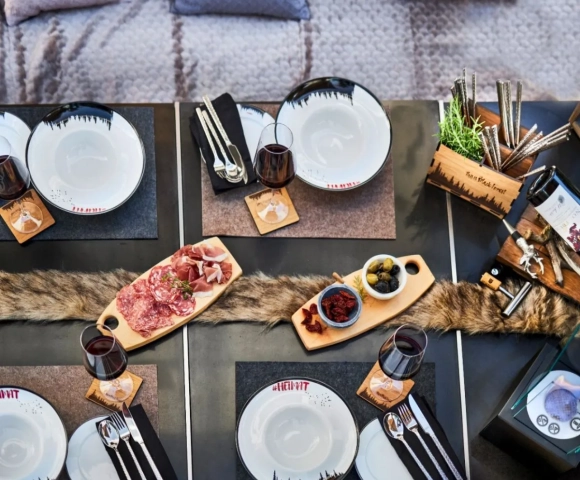 Why brand you porcelain plates?