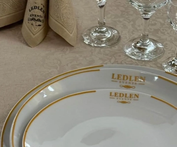 Why brand you porcelain plates?