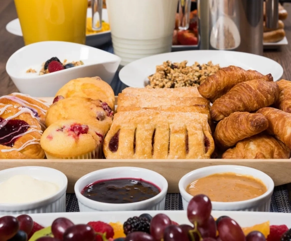 Breakfast - do we know how to serve it?