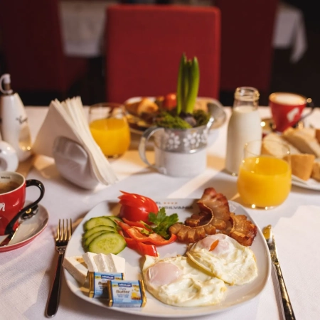 Praga main plate 28 cm