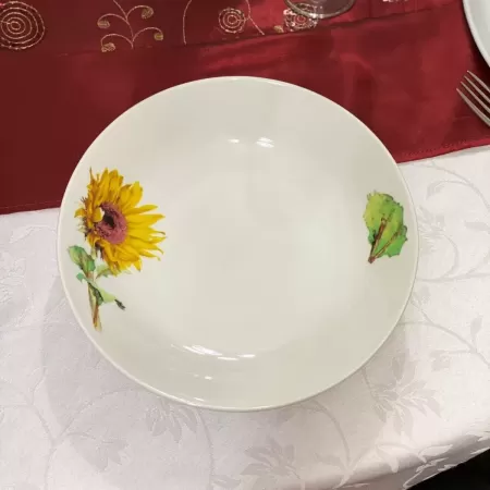 Serviciu de masa FLOAREA SOARELUI (6 persoane)