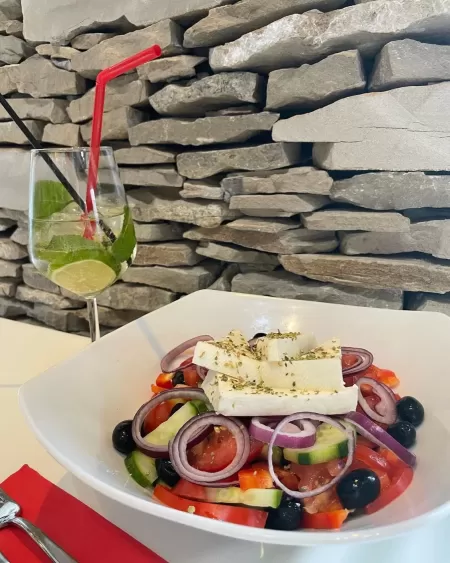 Set of 4 square salad bowls 23 cm